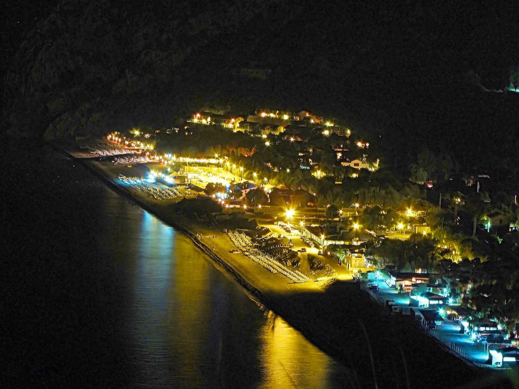 Baia Calavà Hotel e Residence Gioiosa Marea Esterno foto